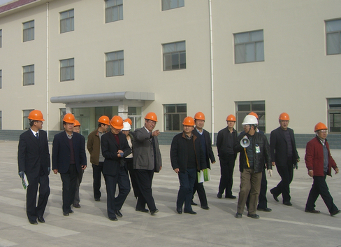 國(guó)家農(nóng)業(yè)部、財(cái)政部以及甘肅省農(nóng)業(yè)廳、財(cái)政廳等領(lǐng)導(dǎo)到公司考察調(diào)研