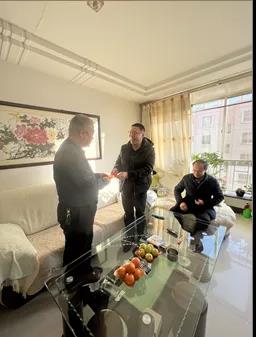 春節(jié)前夕酒泉市國(guó)資委領(lǐng)導(dǎo)看望慰問(wèn)敦煌種業(yè)老干部老黨員、困難職工